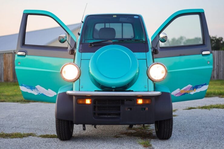 Daihatsu Midget II 15