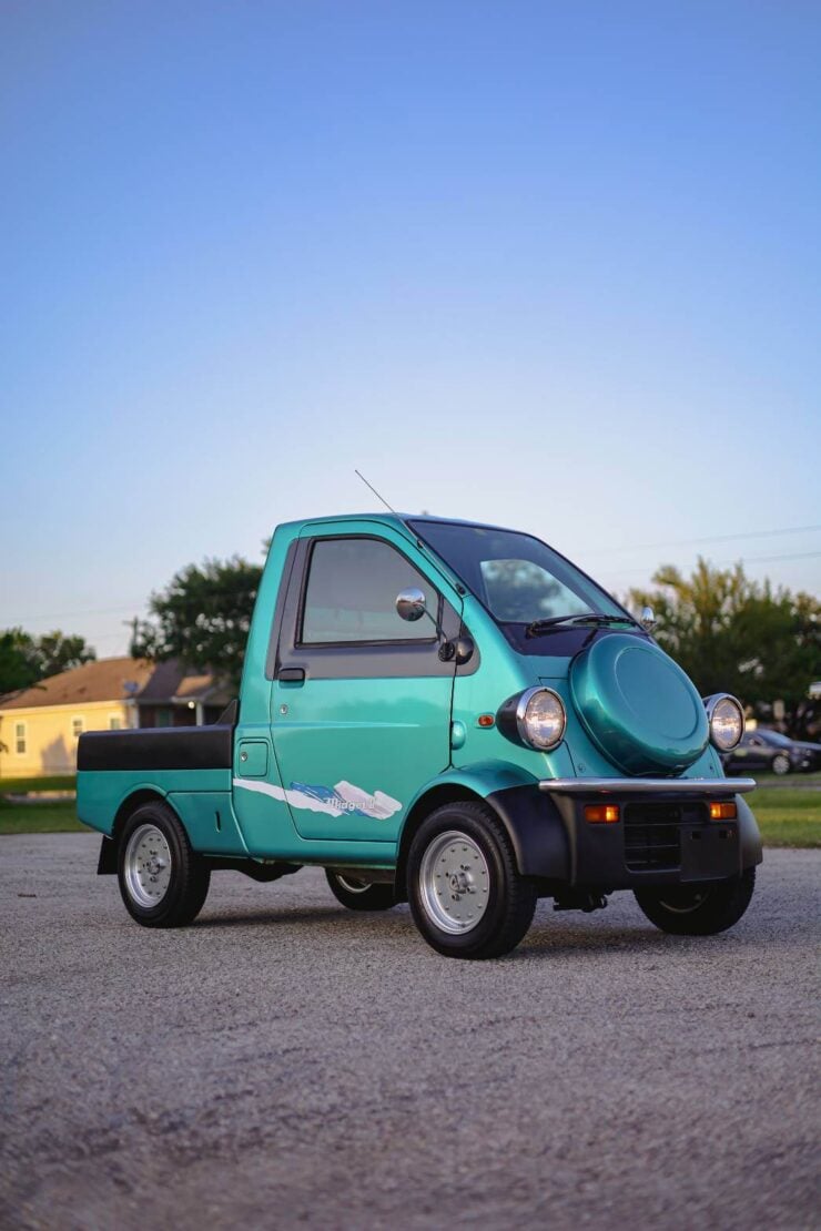 Daihatsu Midget II 16
