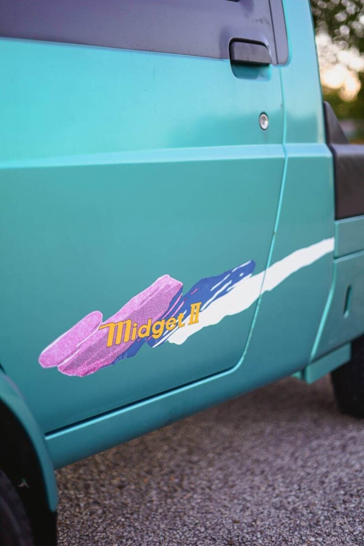 Daihatsu Midget II 18