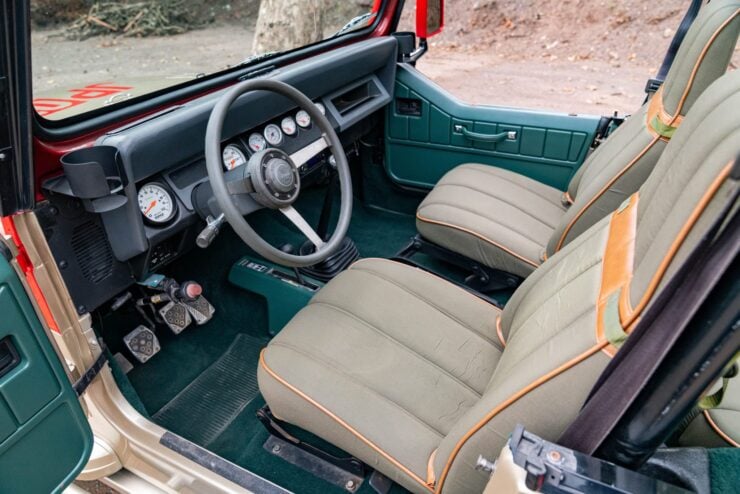 Jurassic Park Jeep Wrangler 15