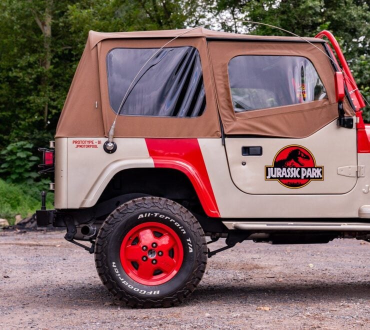 Jurassic Park Jeep Wrangler 7