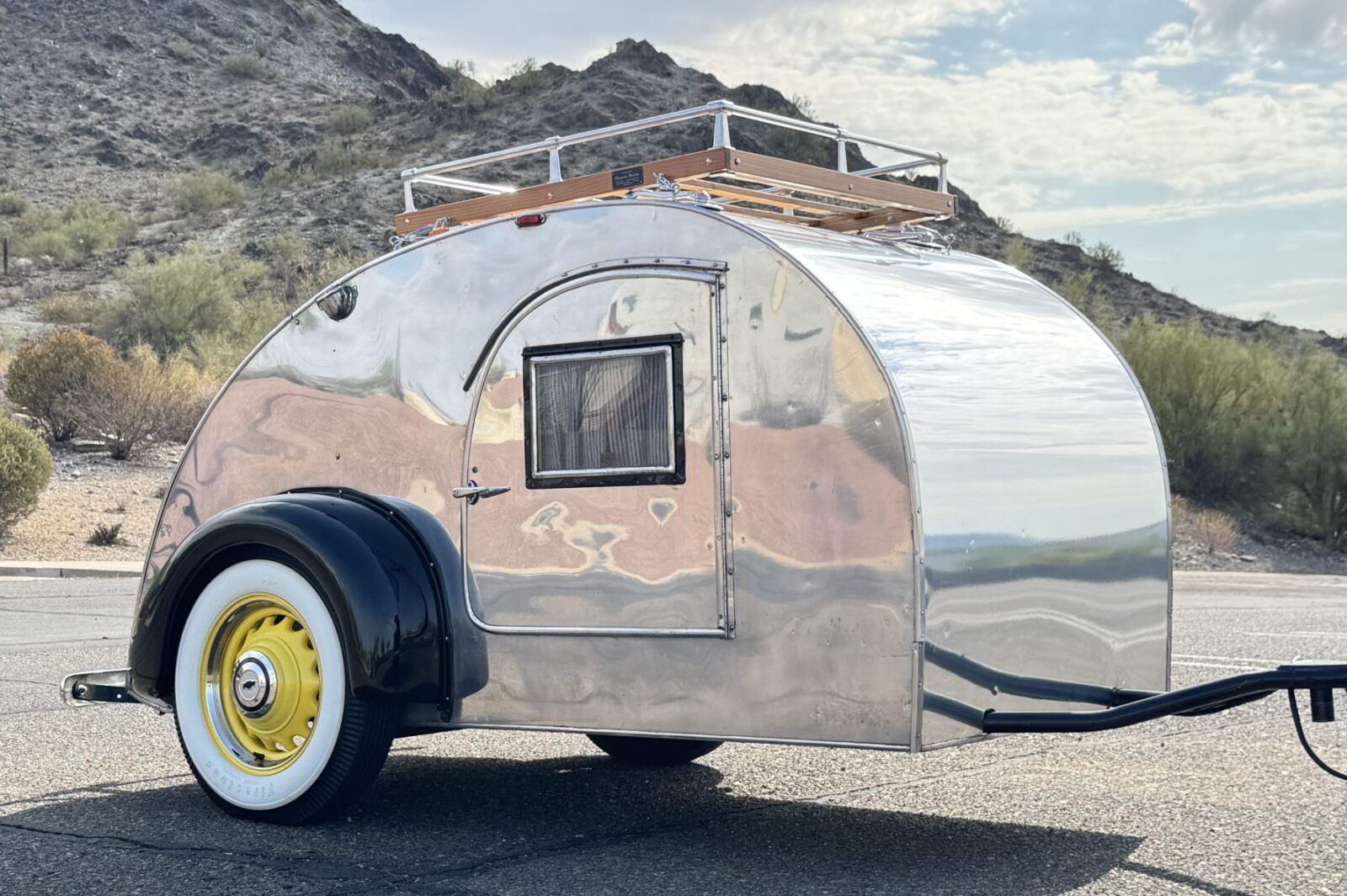 Kit Manufacturing Teardrop Travel Trailer
