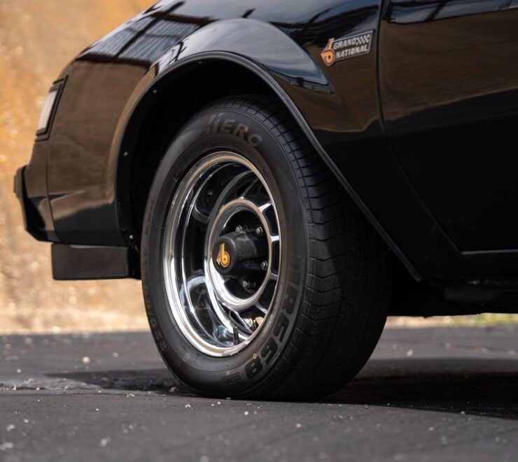 Buick Grand National 11