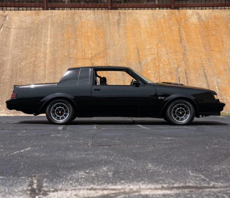 Buick Grand National 6