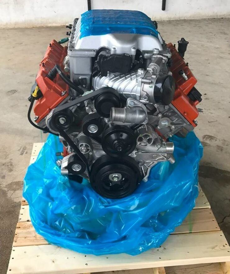 Dodge Hellcat Crate Engine 1