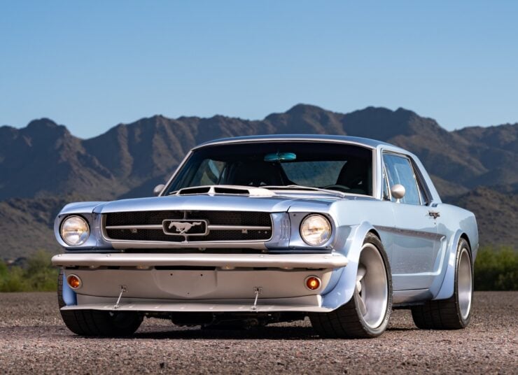 Ford Mustang Notchback 2