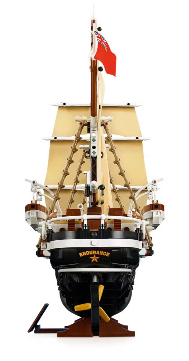 Lego Ernest Shackleton Endurance Ship 13