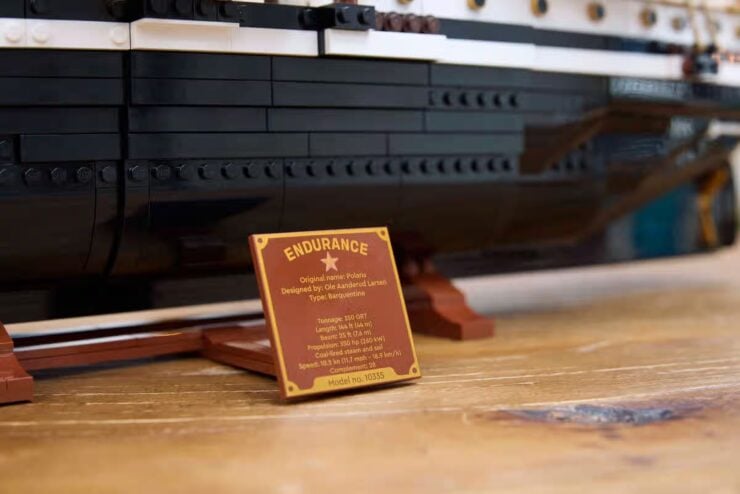 Lego Ernest Shackleton Endurance Ship 8