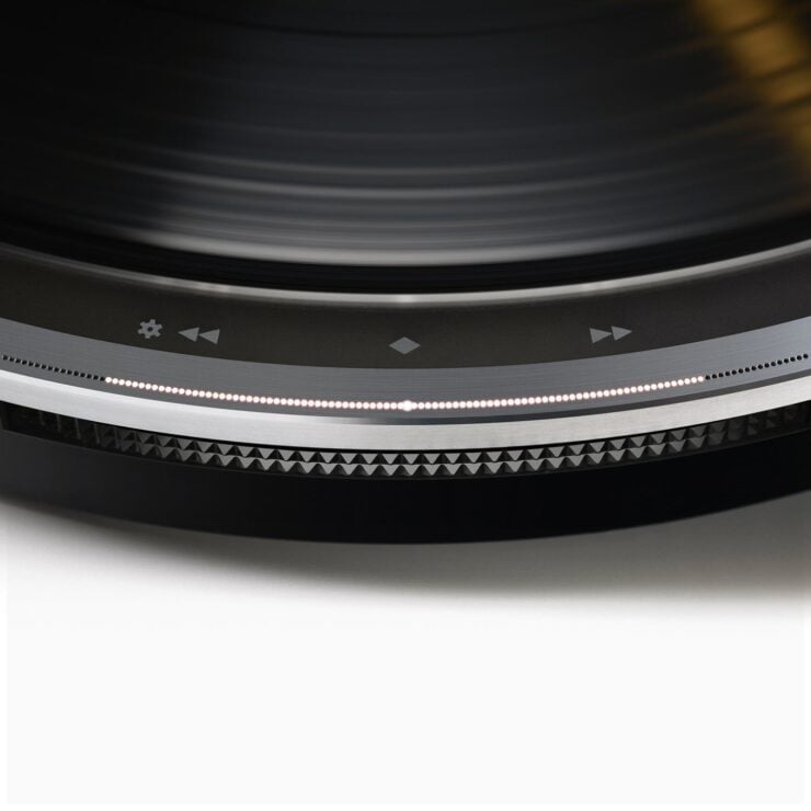 Miniot Black Wheel Turntable 10