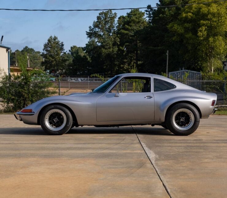 Opel GT Car 2