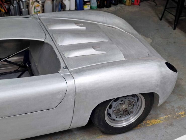 Porsche 645 Mickey Mouse 8