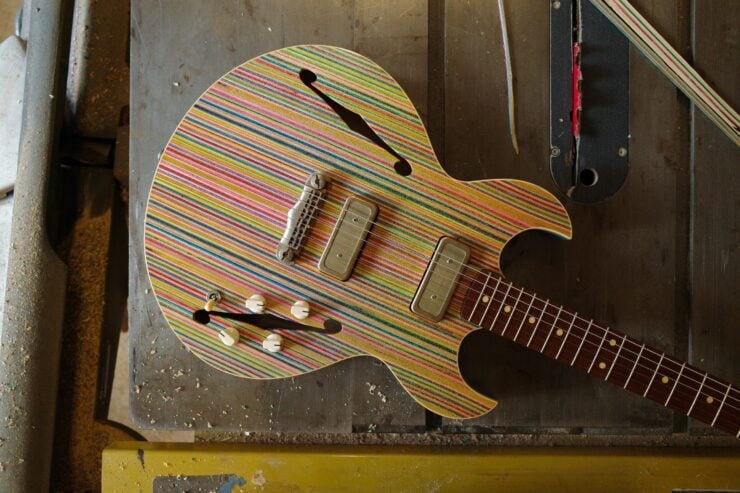 Skateboard Deck 120 Diavolo Electric Guitar From Prisma Guitars 2