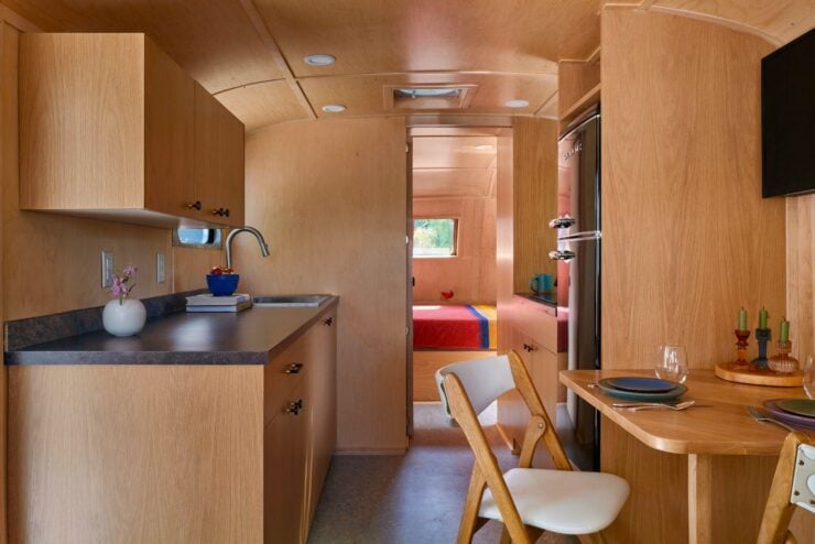 Spartan Manor Model 25 Travel Trailer 13