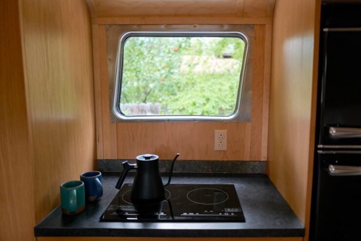 Spartan Manor Model 25 Travel Trailer 19