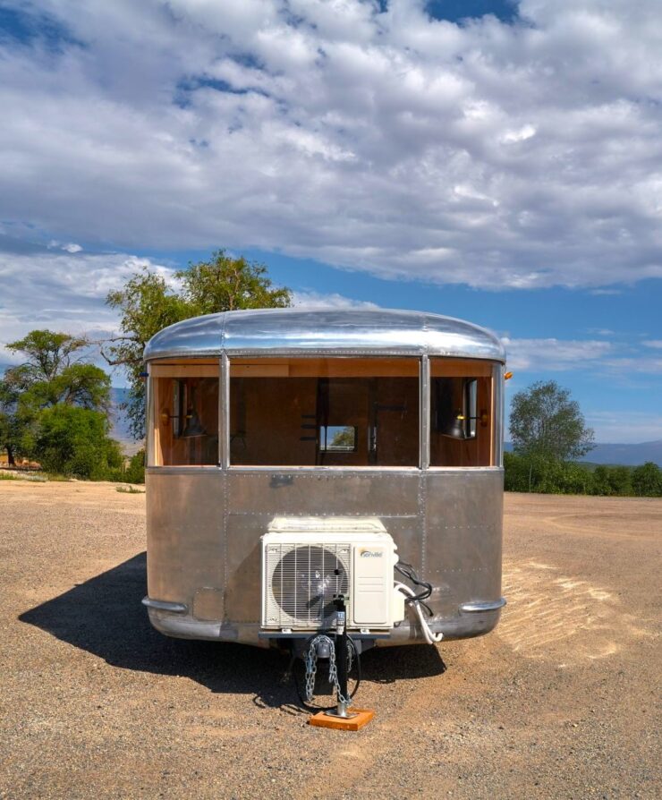 Spartan Manor Model 25 Travel Trailer 5