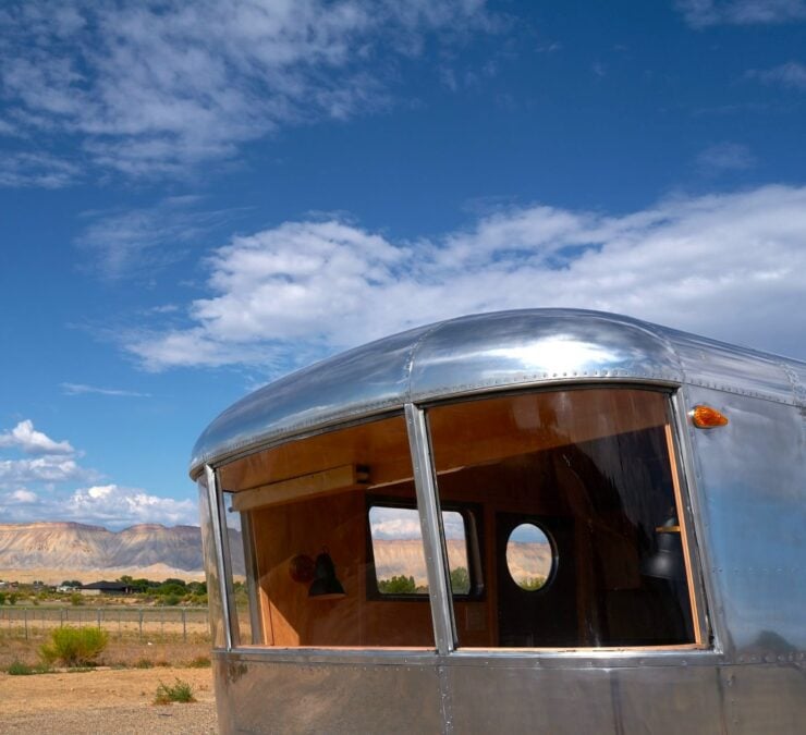Spartan Manor Model 25 Travel Trailer 6