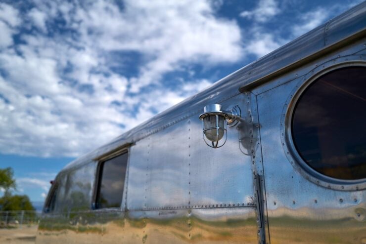 Spartan Manor Model 25 Travel Trailer 8