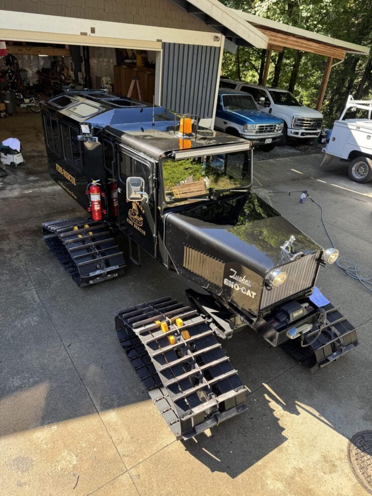 Tucker Sno-Cat 8