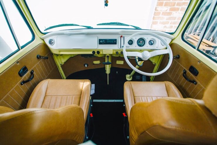 Volkswagen Type 2 Motorhome Retro RV 14