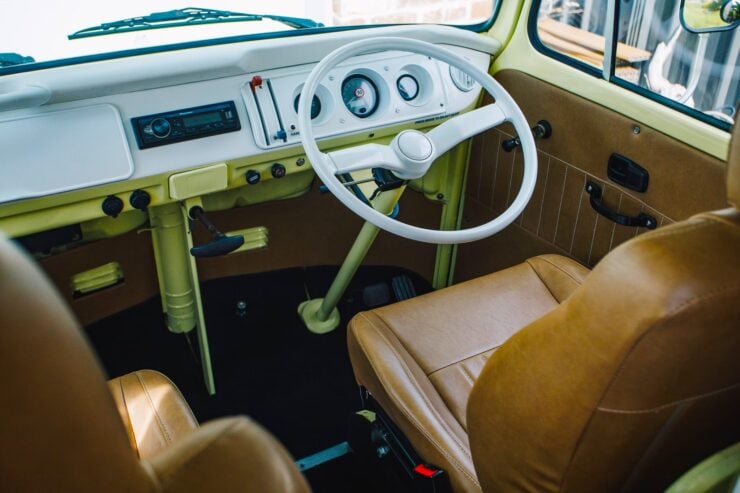 Volkswagen Type 2 Motorhome Retro RV 19