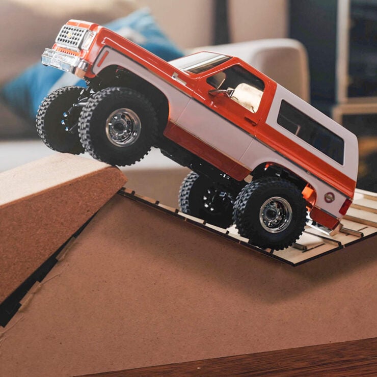 Chevrolet K5 Blazer RC Truck 6
