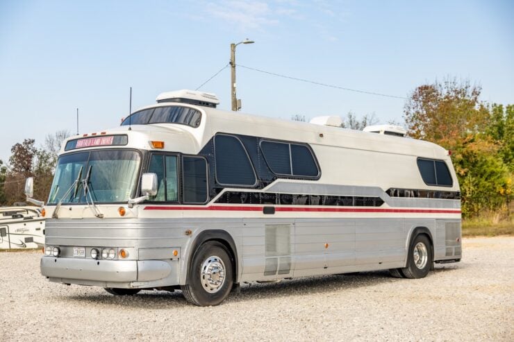 GM Buffalo Bus Motorhome 1
