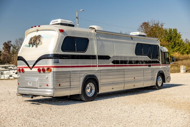 GM Buffalo Bus Motorhome 4