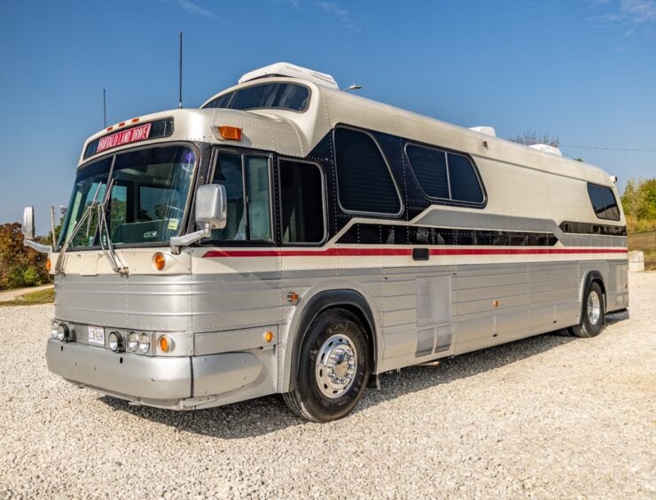 GM Buffalo Bus Motorhome 7