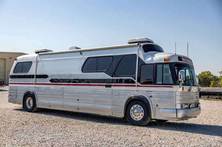 GM Buffalo Bus Motorhome 9