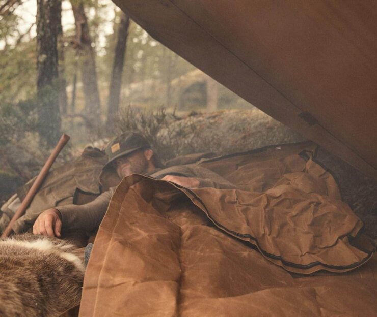 Helko Werk Waxed Canvas Cowboy Bedroll 4