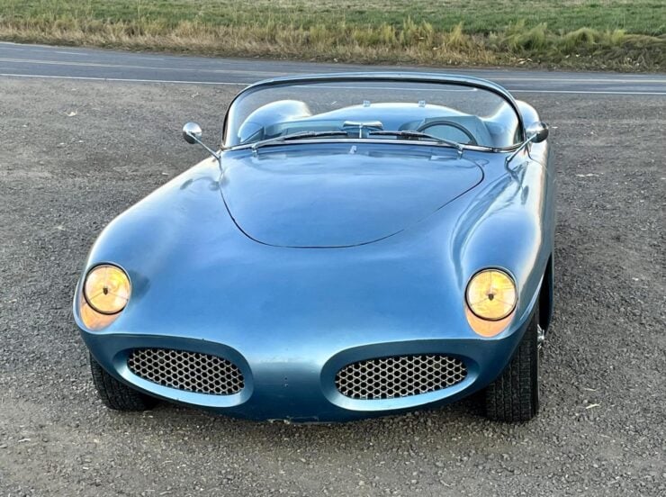 LaDawri Conquest Car