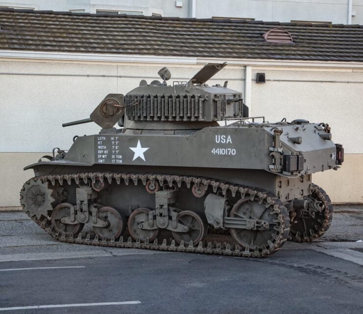Stuart M5A1 Tank 11