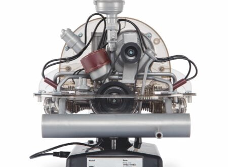 VW Beetle Flat-Four Engine Model Kit 2