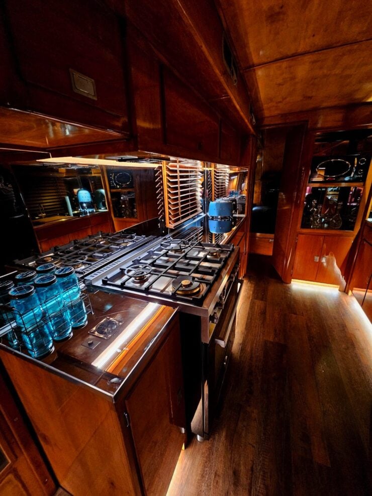 Westcraft Sequoia Travel Trailer 14