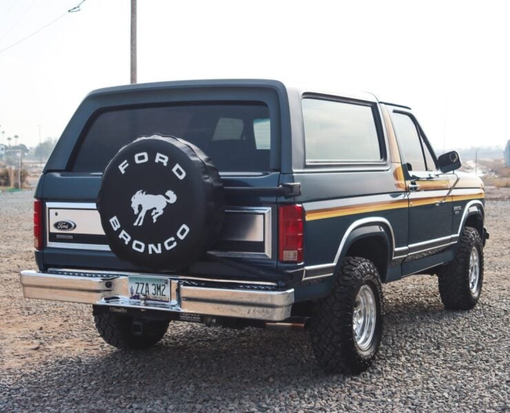 1986 Ford Bronco Bullnose 10
