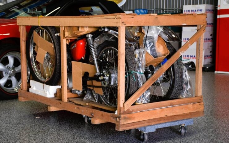 Honda CB125 In Crate 1