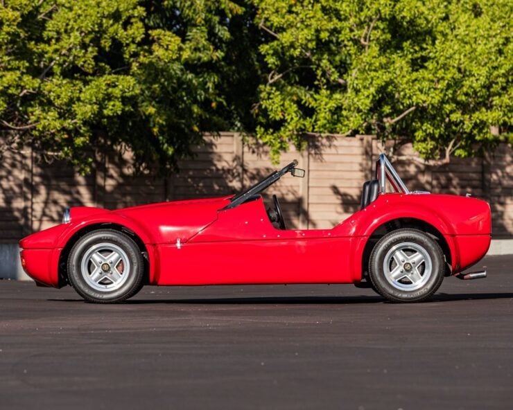 Maxton Rollerskate Roadster Car 4