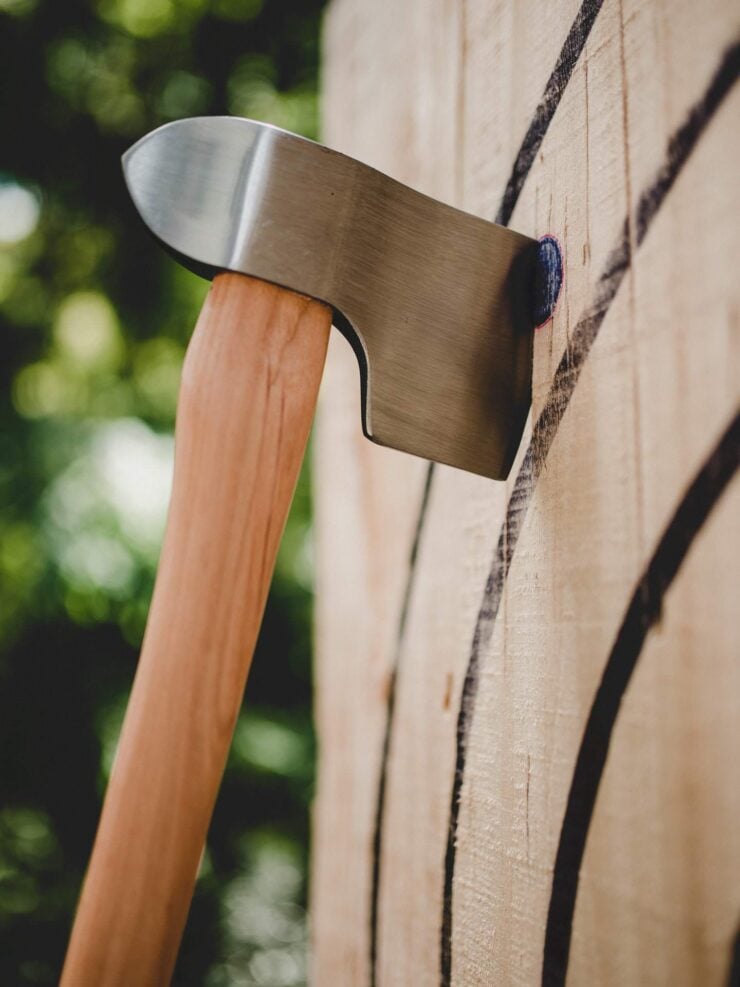 The King of Diamonds Throwing Axe WATL 3