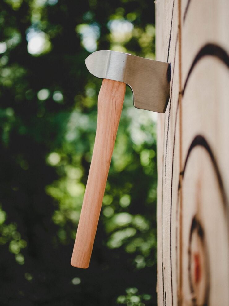 The King of Diamonds Throwing Axe WATL 5