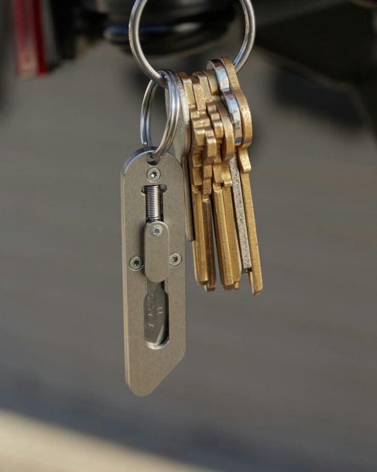 Titanium Nano Knife In A Sardine Can 10