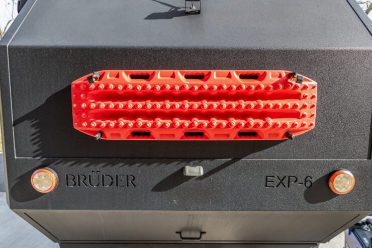 Bruder EXP-6 Off-Road Camper 16