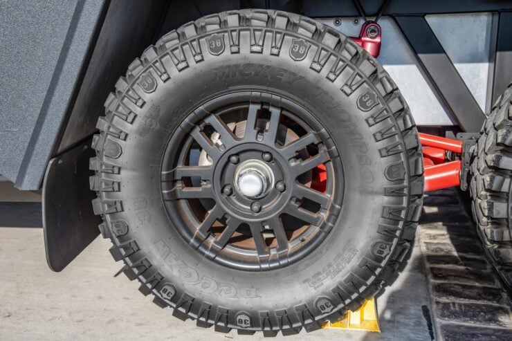 Bruder EXP-6 Off-Road Camper 19