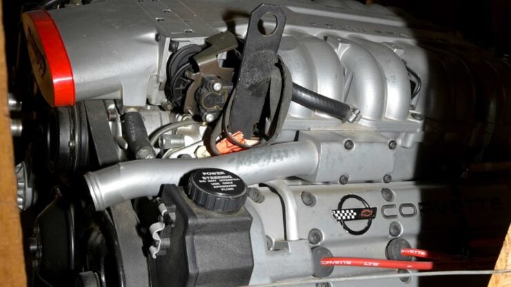 Chevrolet Corvette LT5 V8 Engine 1