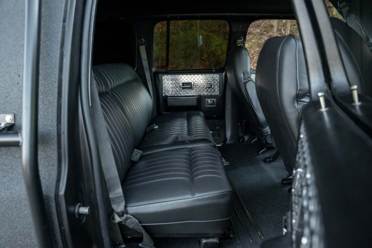 Chevrolet Suburban Overlander 17