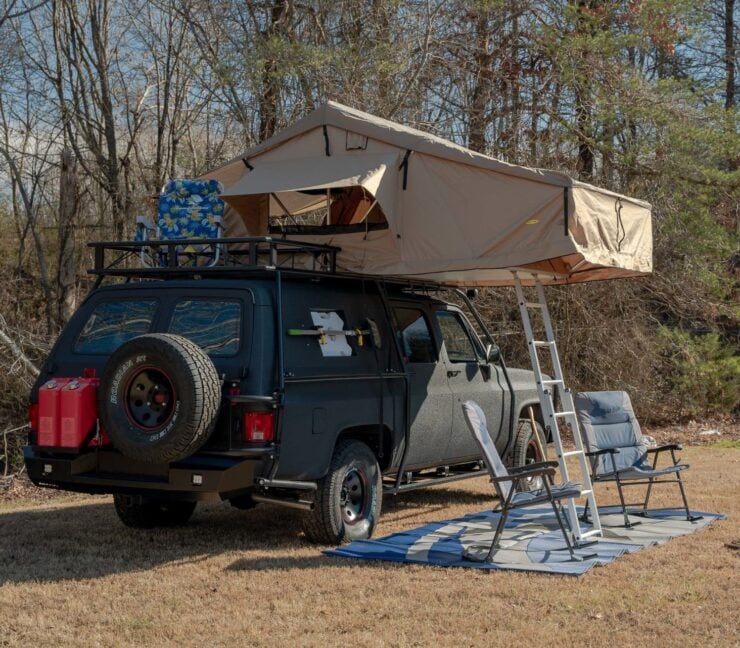 Chevrolet Suburban Overlander 2