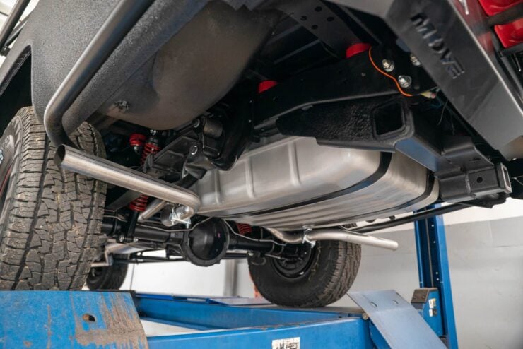 Chevrolet Suburban Overlander 23