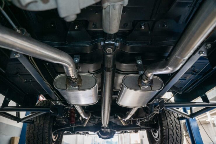 Chevrolet Suburban Overlander 30