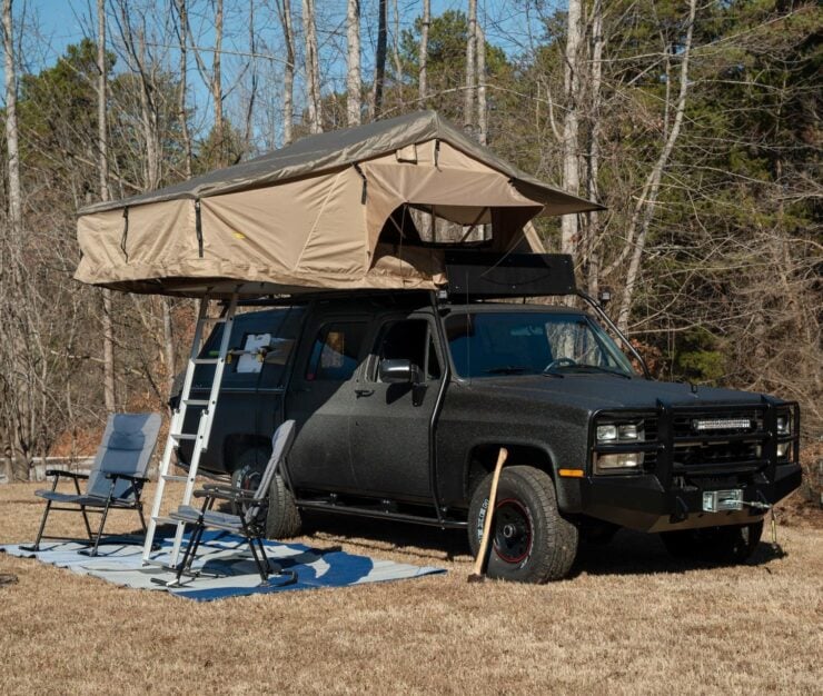 Chevrolet Suburban Overlander 4
