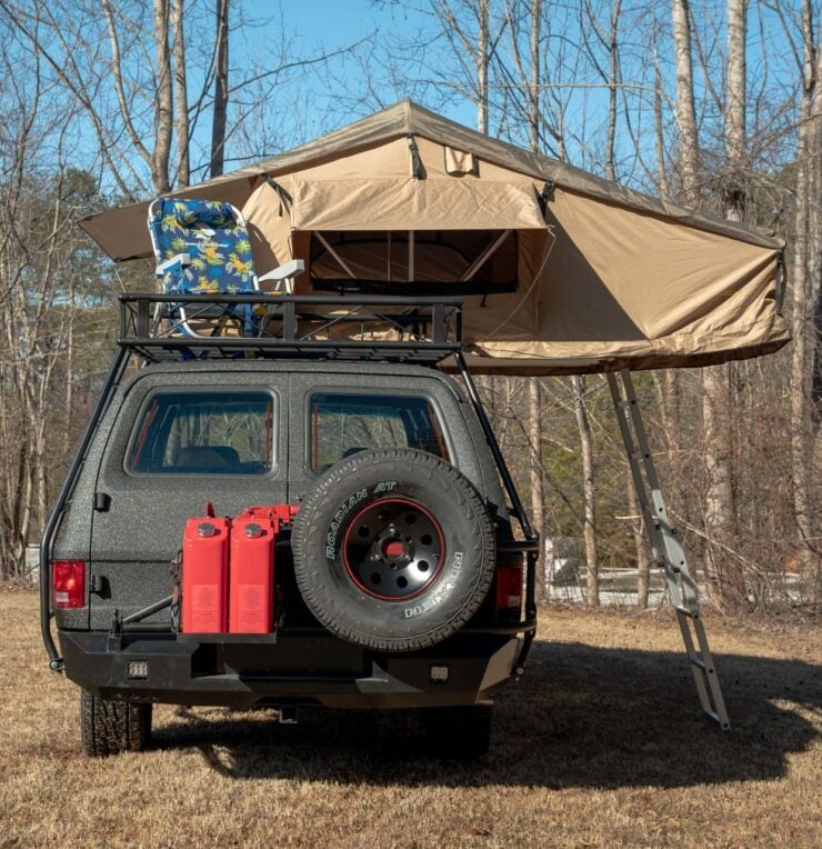 Chevrolet Suburban Overlander 7