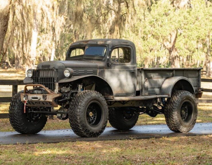 Dodge Power Wagon 10